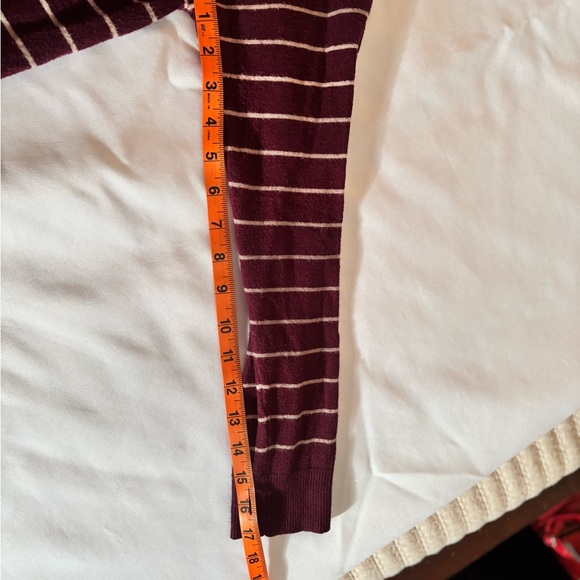 Pink Clover Sweater - Picture 7 of 8